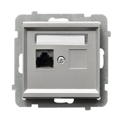 Gniazdo komputerowe pojedyncze RJ45, kat.5e Srebro mat Sonata - GPK-1R/K/m/38 Ospel, z jednym portem RJ45 i miejscem na etykietę.