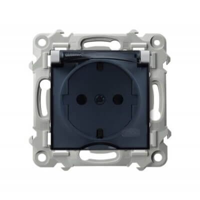 Gniazdo bryzgoszczelne z uziemieniem Schuko IP-44 Biały, klapka dymna - GPH-1ZS/m/00/d Szafir