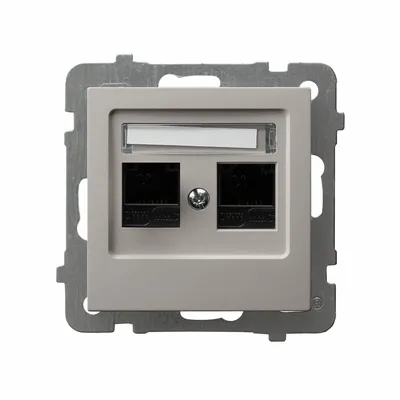 Gniazdo komputerowe podwójne RJ45, kat.5e Ospel Kaszmir w kolorze kremowym, z miejscem na opis.