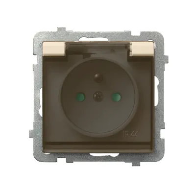 Gniazdo bryzgoszczelne IP-44 Ospel Sonata w kolorze waniliowym z przesłonami i dymną klapką, model GPH-1RZP/m/89/d.